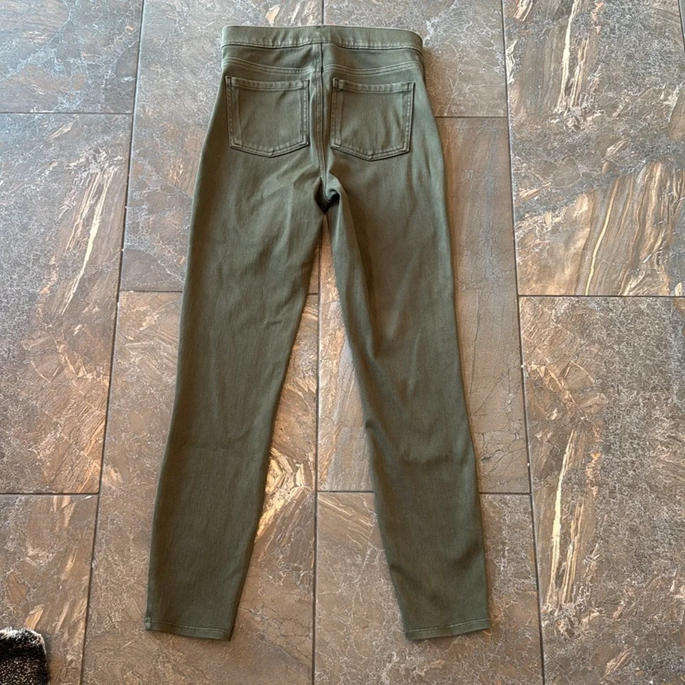 Spanx Olive Green Jeanish Ankle Jegging Size Small - Picture 4 of 15